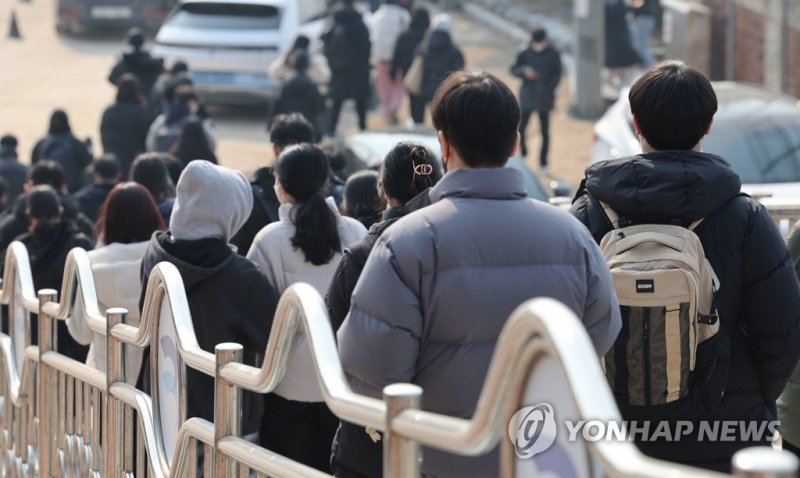 "토익 목표 점수 800점대가 가장 많아…공부 목적 '취업 준비' 44%" 상세내용 하단 텍스트 참고