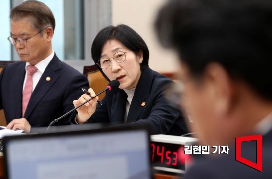 그린스타트업 1000개사 육성...청년 중심 창업 지원