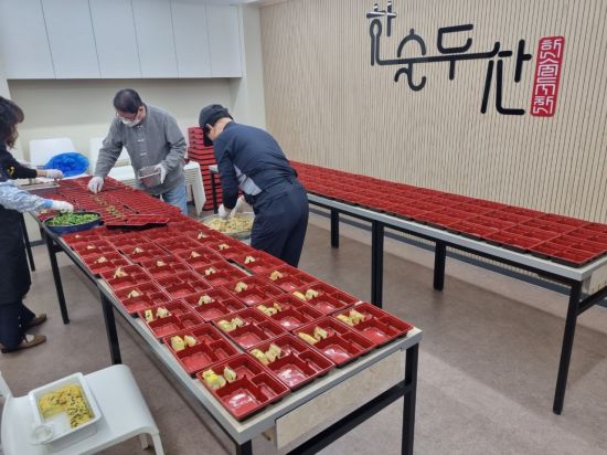 강서구, 내년 어르신 일자리사업 5433명 모집…13일까지 접수 상세내용 하단 텍스트 참고